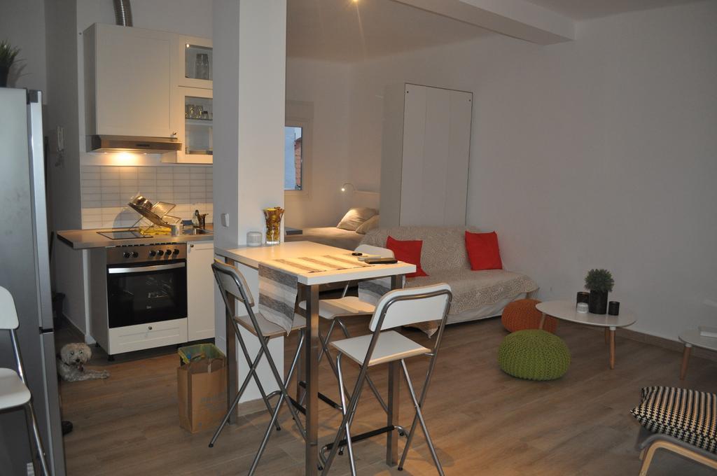 Apartamento Ronda de Segovia Madrid Exterior foto