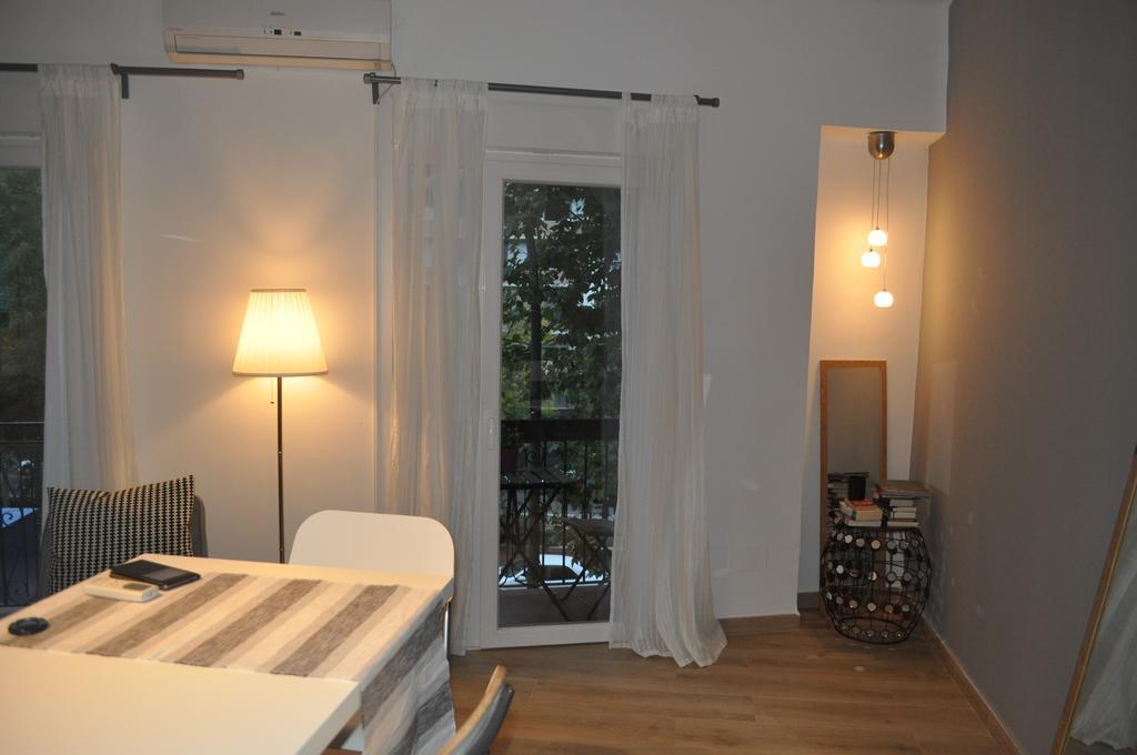 Apartamento Ronda de Segovia Madrid Exterior foto